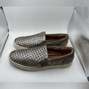 Frye & Co Pew silver leather loafers size 8